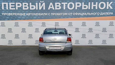 Opel , 2011г., передний привод, автомат