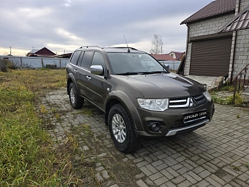 Mitsubishi Pajero Sport, 2015г, полный привод, автомат