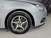 Chevrolet Cruze, 2010г., передний привод, автомат