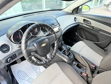 Chevrolet Cruze, 2013г, передний привод, механика