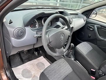 Renault Duster, 2013г., передний привод, механика