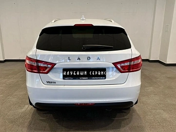 Lada (ВАЗ) Vesta, 2021г, передний привод, механика