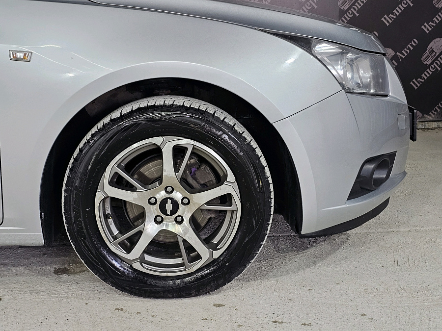 Chevrolet Cruze, 2010г., передний привод, автомат
