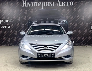 Hyundai Sonata, 2011г, передний привод, автомат