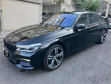 BMW 7 серии, 2017г, задний привод, автомат
