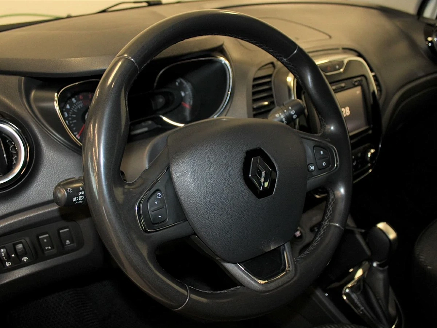 Renault Kaptur, 2017г., передний привод, автомат