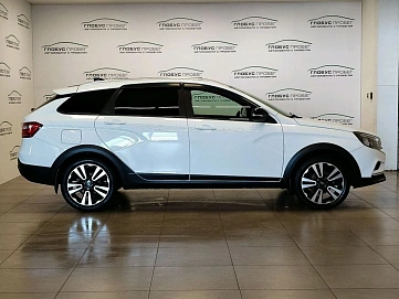 Lada (ВАЗ) Vesta, 2021г, передний привод, механика