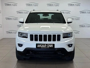 Jeep Grand Cherokee, 2013г, передний привод, автомат