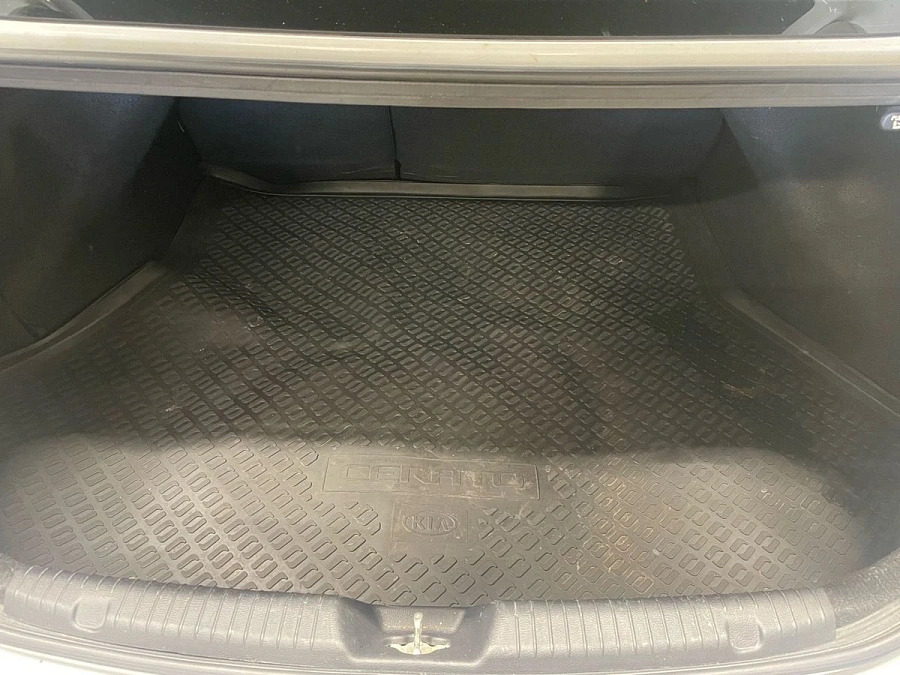 Kia Cerato, 2013г., передний привод, автомат