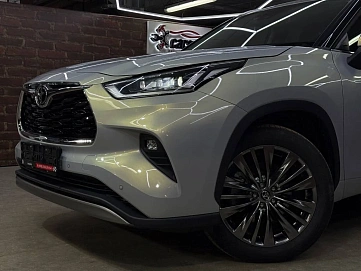 Toyota Highlander, 2025г, полный привод, автомат