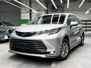 Toyota Sienna, 2021г., передний привод, автомат