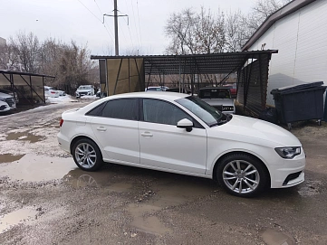 Audi A3, 2015г, передний привод, робот