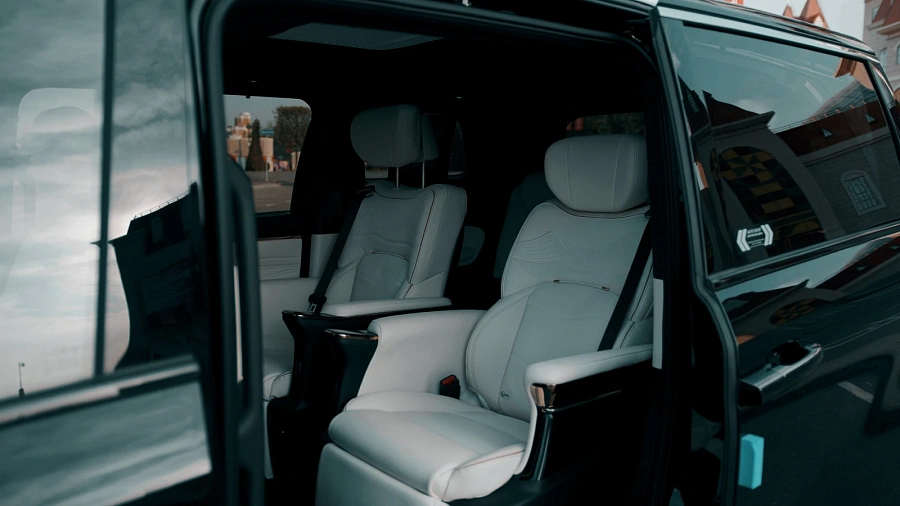 GAC M8, 2024г., передний привод, автомат