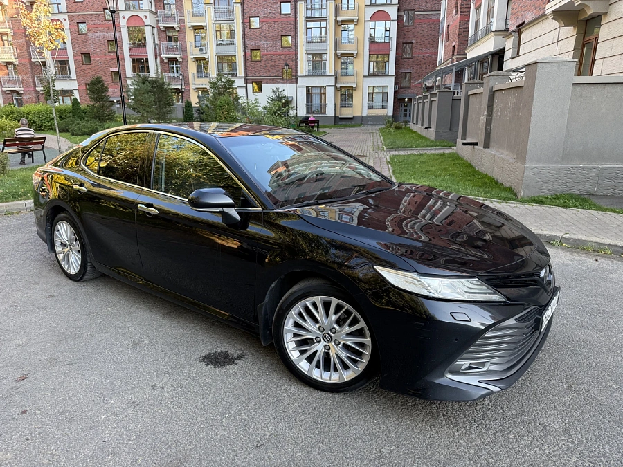 Toyota Camry, 2018г., передний привод, автомат