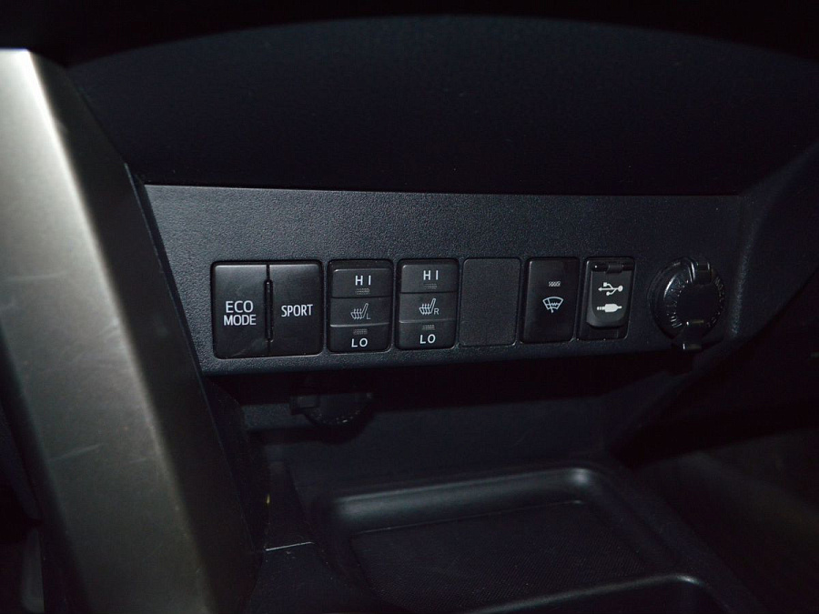 Toyota RAV4, 2014г., полный привод, вариатор