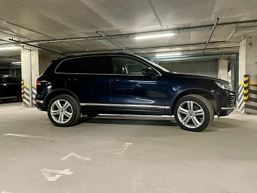 Volkswagen Touareg, 2016г, полный привод, автомат