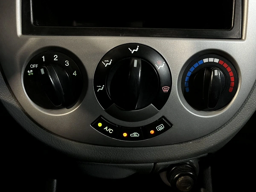 Chevrolet Lacetti, 2008г., передний привод, механика