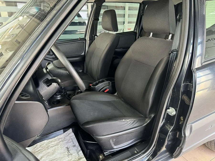 Chevrolet Niva, 2016г., полный привод, механика