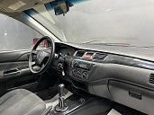 Mitsubishi Lancer, 2004г., передний привод, механика