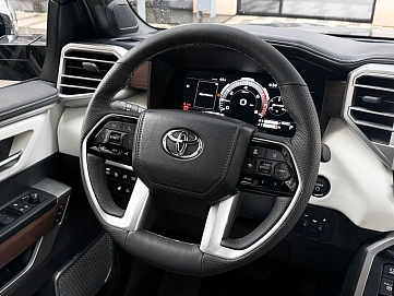 Toyota Sequoia, 2025г, полный привод, автомат