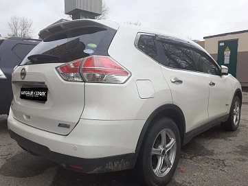 Nissan X-Trail, 2015г, передний привод, вариатор
