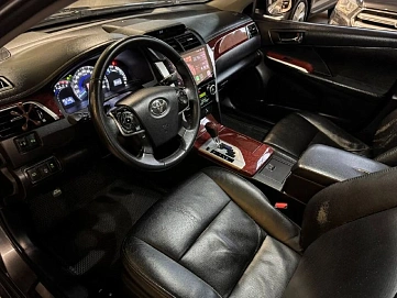 Toyota Camry, 2012г, передний привод, автомат