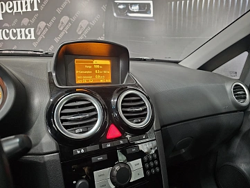 Opel Corsa, 2013г, передний привод, автомат
