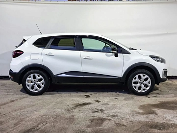 Renault Kaptur, 2017г, передний привод, вариатор