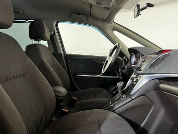 Opel Zafira, 2012г, передний привод, автомат
