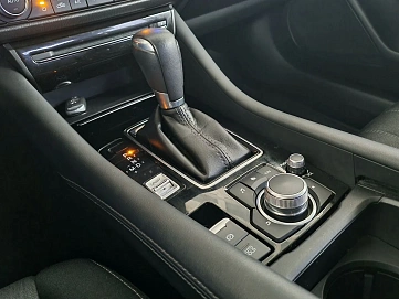 Mazda 6, 2019г, передний привод, автомат
