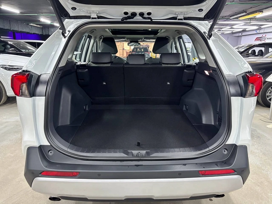 Toyota RAV4, 2025г., полный привод, вариатор