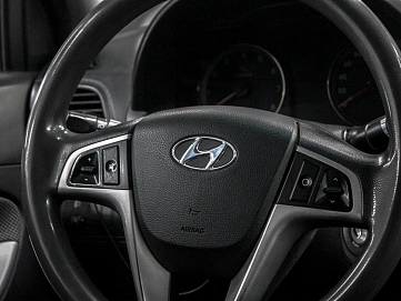 Hyundai Solaris, 2013г, передний привод, автомат