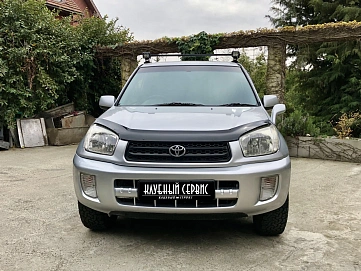 Toyota RAV4, 2000г, передний привод, автомат