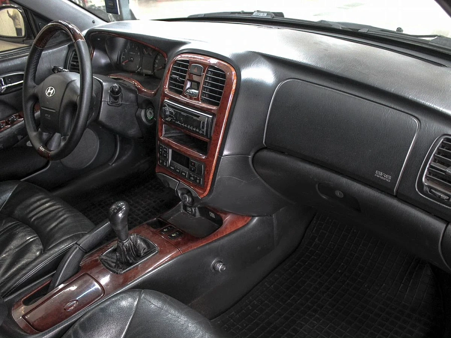 Hyundai Sonata, 2008г., передний привод, механика