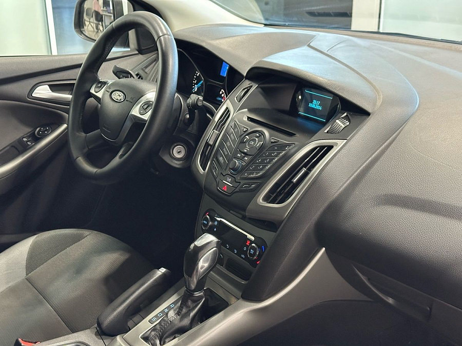 Ford Focus, 2014г., передний привод, робот