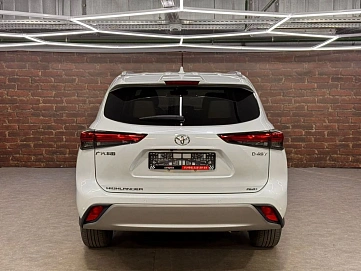 Toyota Highlander, 2025г, полный привод, автомат