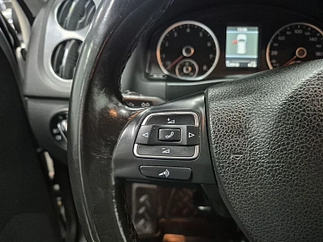 Volkswagen Tiguan, 2012г, полный привод, автомат