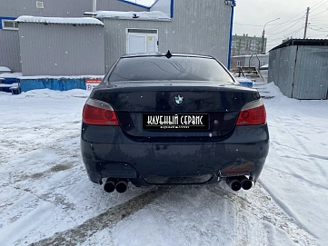 BMW 5 серии, 2003г, задний привод, автомат