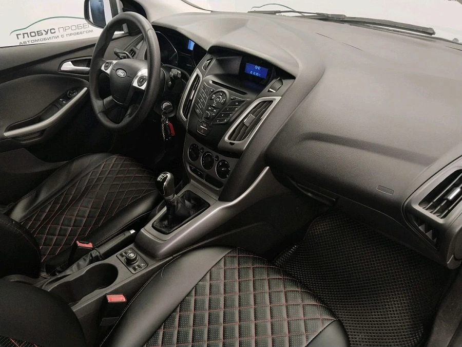Ford Focus, 2011г., передний привод, механика
