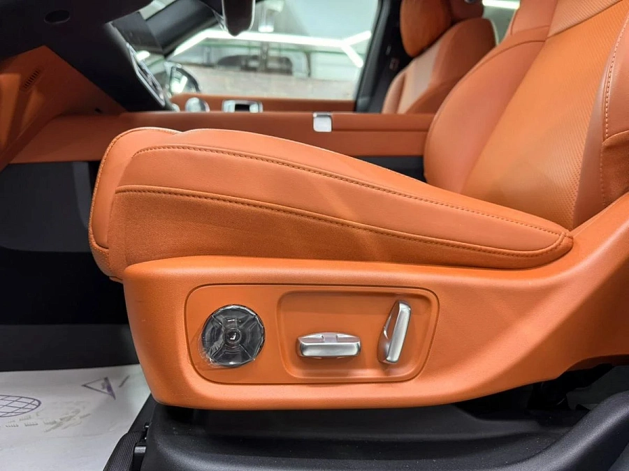 Lixiang L6, 2024г., полный привод, автомат