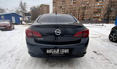 Opel Astra, 2014г, передний привод, автомат