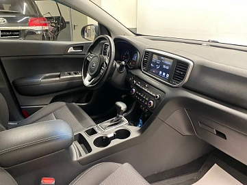 Kia Sportage, 2020г, передний привод, автомат