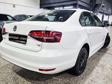 Volkswagen Jetta, 2016г, передний привод, робот