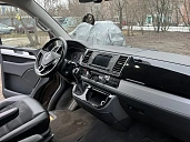 Volkswagen Multivan, 2016г., полный привод, робот