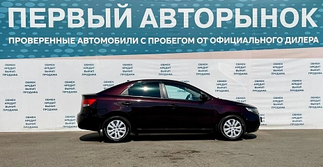 Kia Cerato, 2011г, передний привод, механика