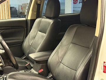 Mitsubishi Outlander, 2018г, полный привод, вариатор