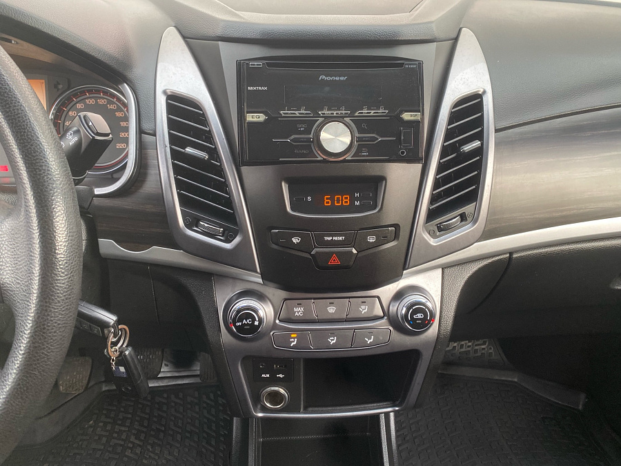 SsangYong Actyon, 2014г., передний привод, механика