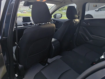Mazda Axela, 2015г, передний привод, автомат
