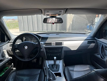BMW 3 серии, 2005г, задний привод, автомат