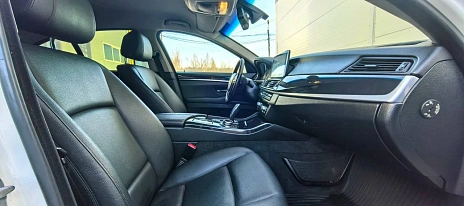 BMW 5 серии, 2013г, задний привод, автомат